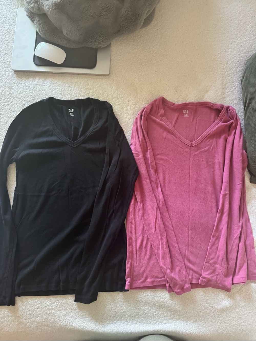 GAP Crewneck Sweaters in Black and Pink - Set of 2